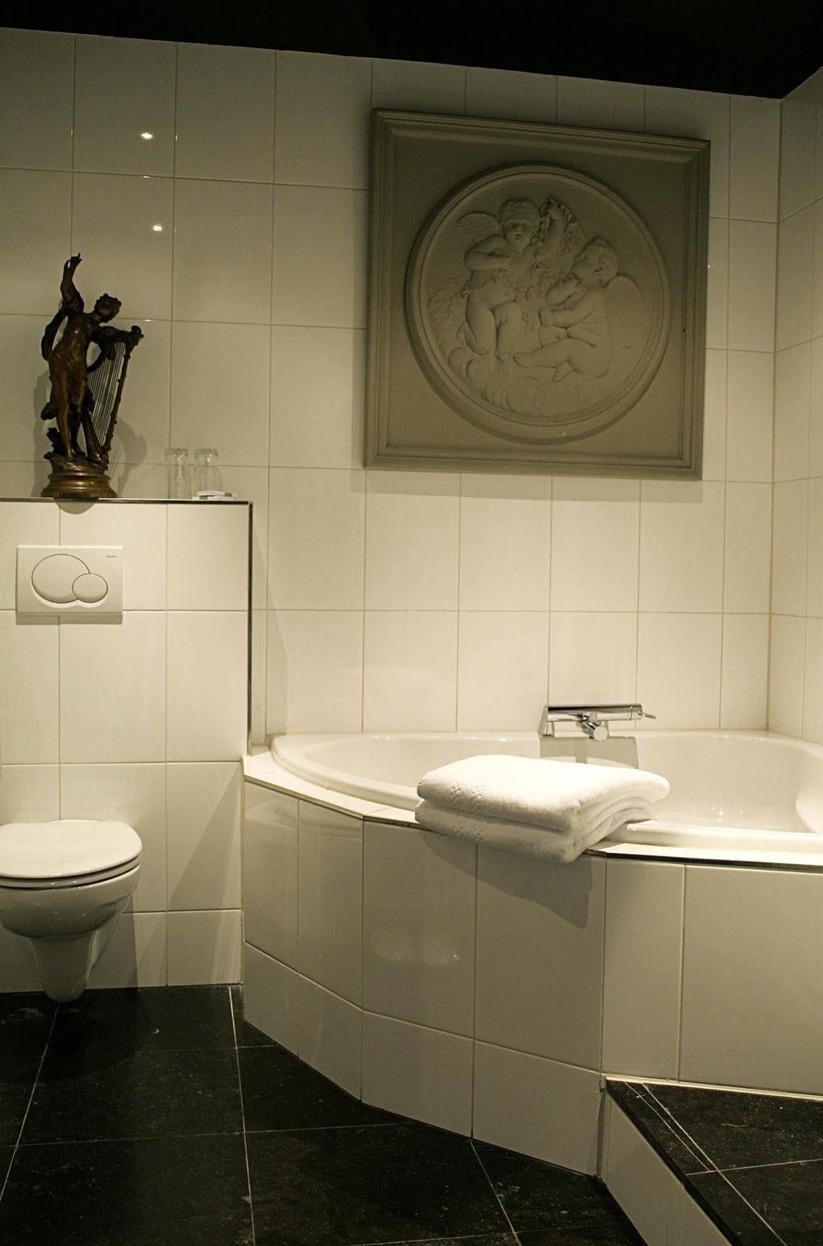 L'auberge Damhotel Hotel